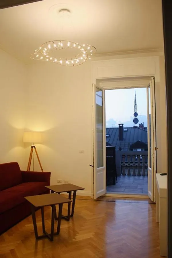 Apartment Lacaralele1 Milan