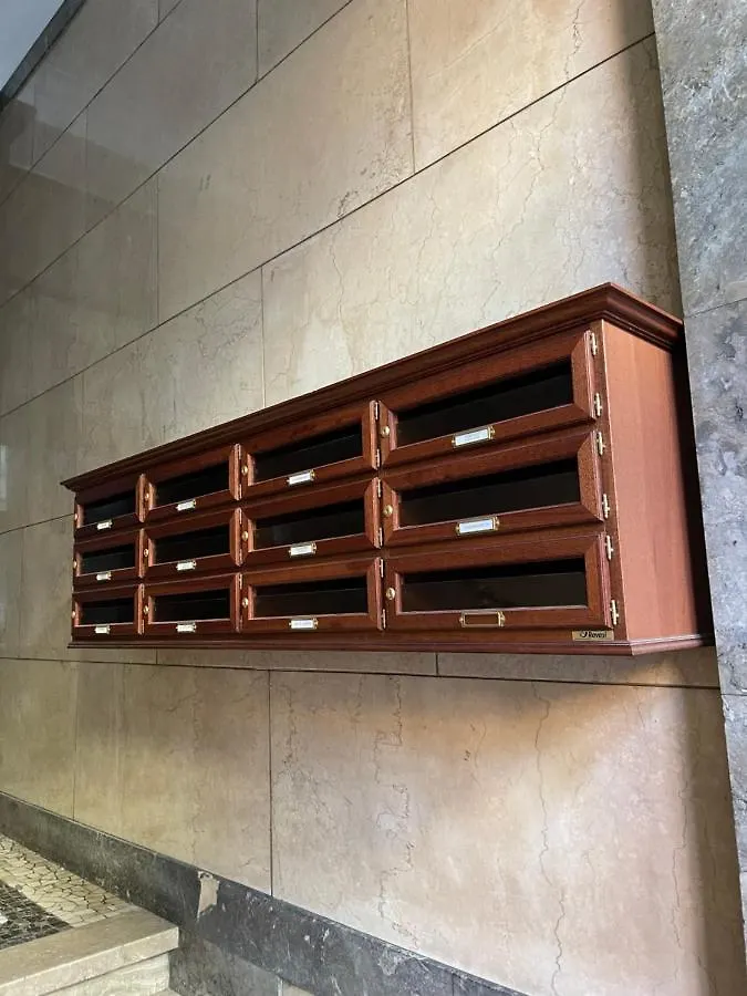 Apartment Lacaralele1 Milan